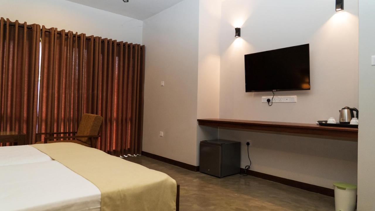 Woodgrove Cabanas Negombo Luaran gambar